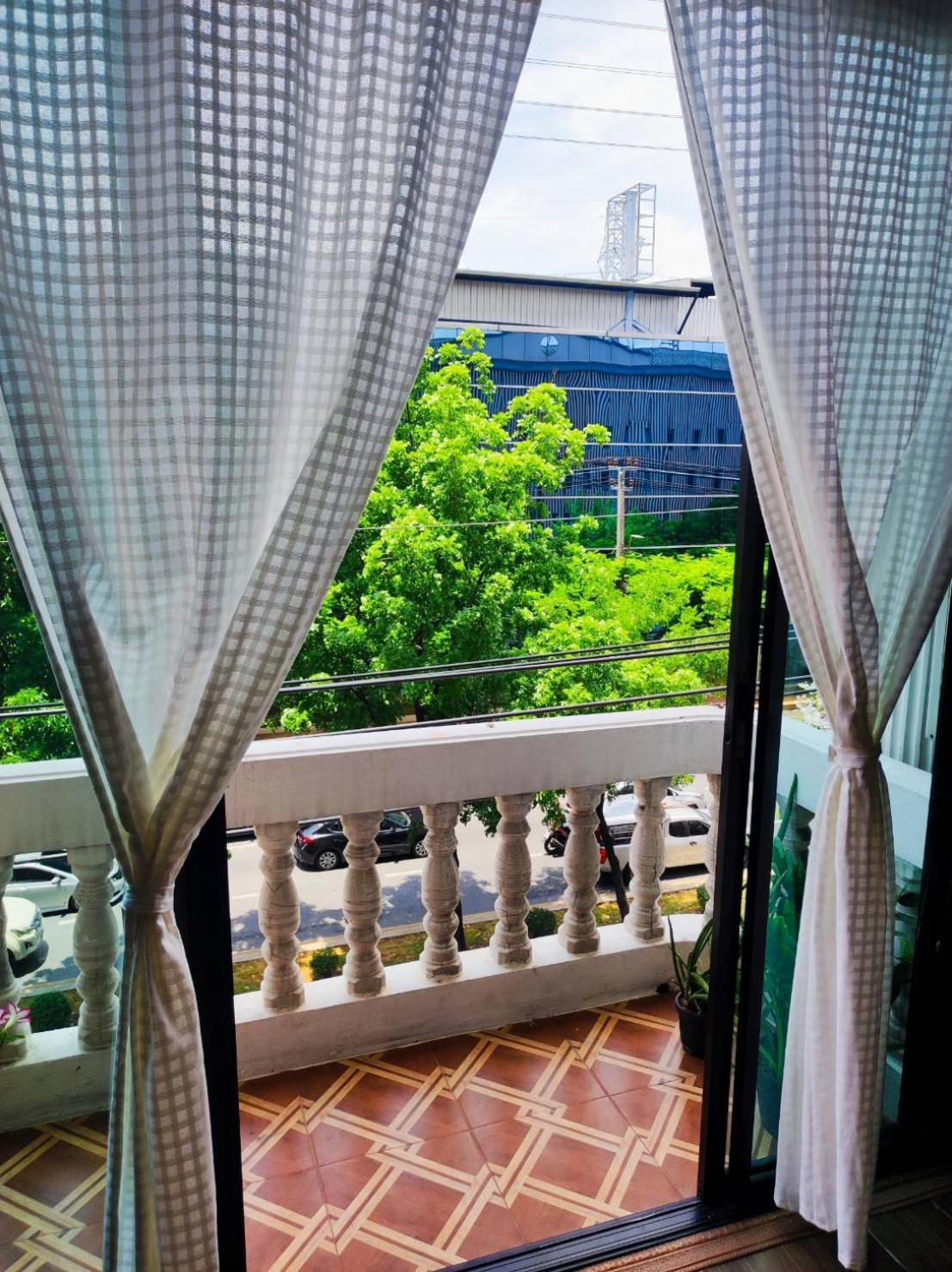 Mstay Bangkok Bagian luar foto